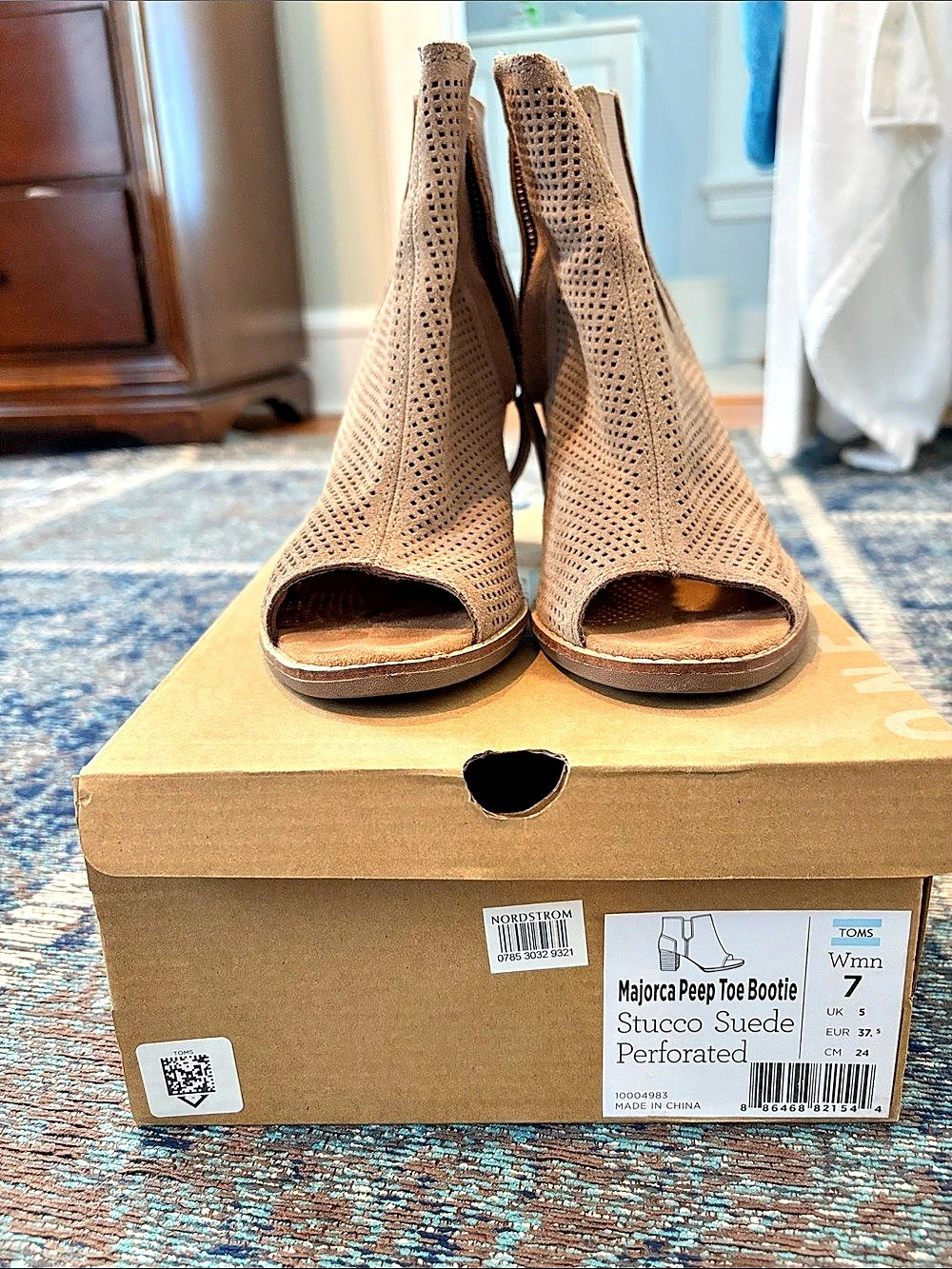 TOMS Majorca Peep Toe Bootie Suede Peep Toe Booties in Brown US 7